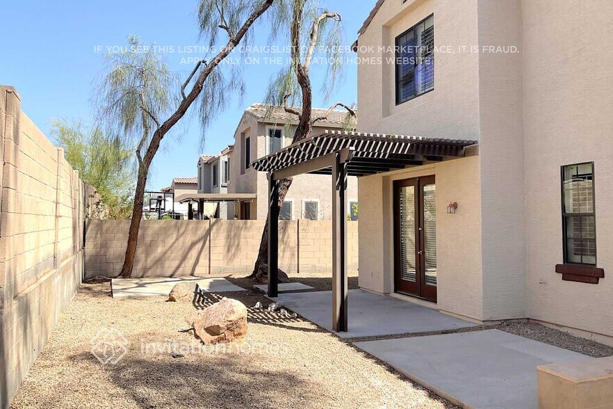 Building Photo - 2388 W Dusty Wren Dr