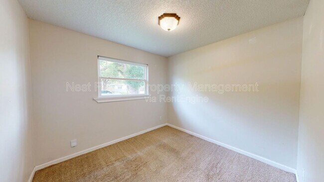 Building Photo - 11671 Shellfish Dr
