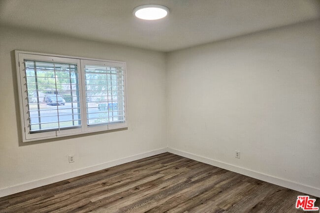 Building Photo - 22337 Cantara St
