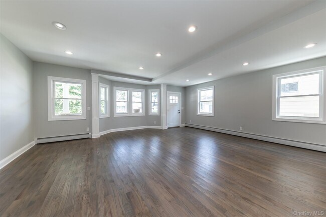 Building Photo - 57 Earle Ave