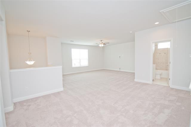 Building Photo - 1021 Gillespie Dr