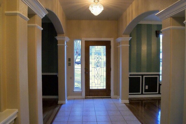 Building Photo - 3106 Scarlet Oak Cove