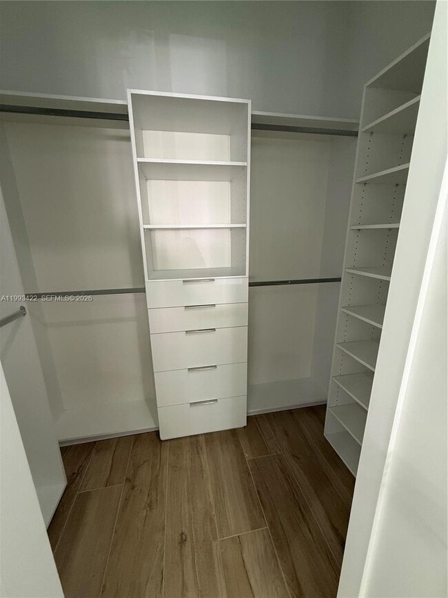 Building Photo - 1981 SW 33rd Ave