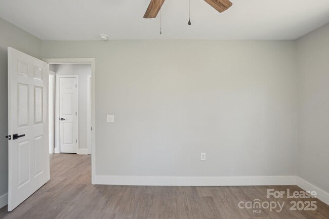 Building Photo - 132 Shady Grove Rd