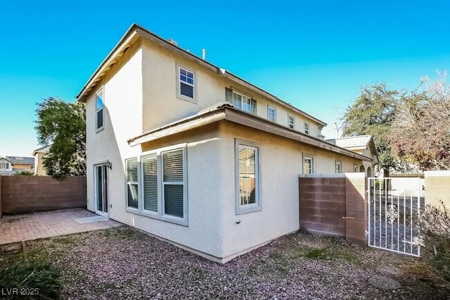 Building Photo - 25 W Focal Point Ave