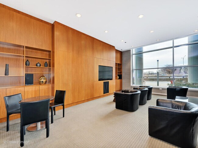 Building Photo - 600 N Lake Shore Dr
