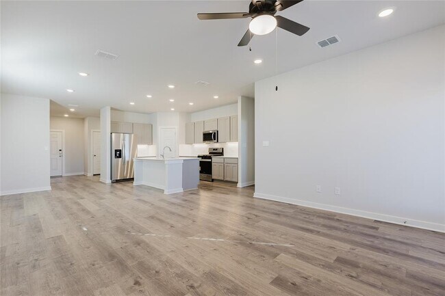 Building Photo - 13207 Swift Wind Dr