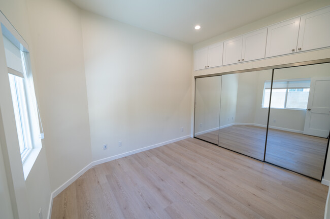 Building Photo - 25173 Vista Fusco