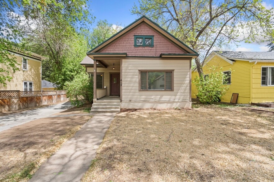 Building Photo - 412 Peterson St