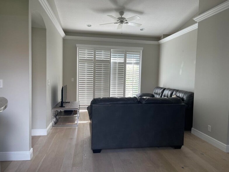 Building Photo - 1703 Pierside Cir