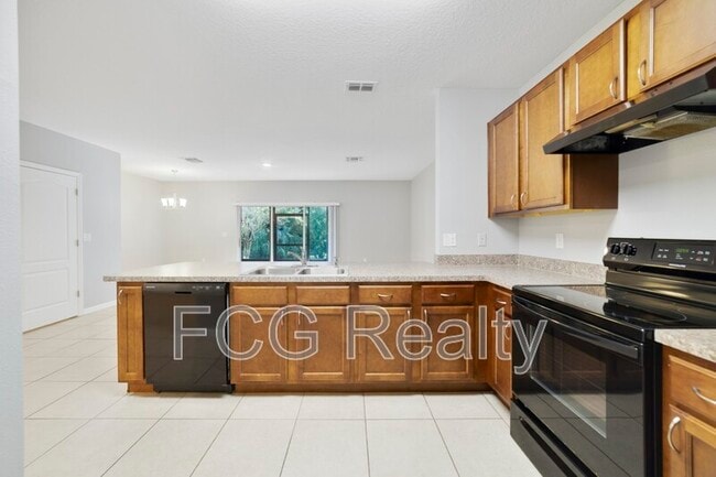 Building Photo - 443 Arbor Lakes Dr