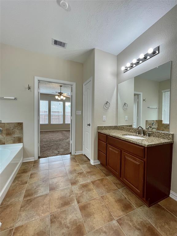 Building Photo - 107 Long Meadow Ct