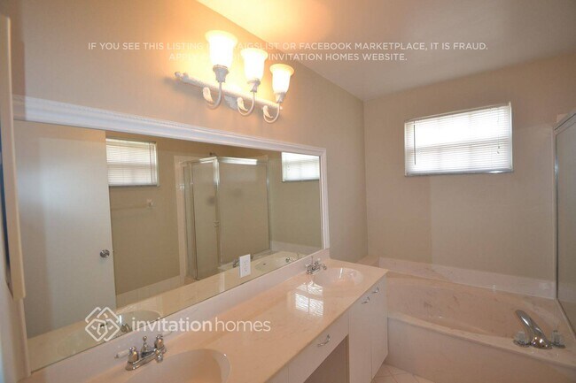 Building Photo - 669 NW 151st Ave