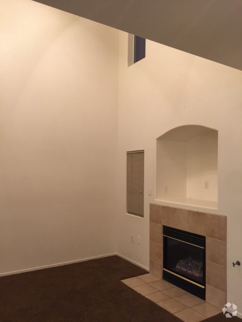 Building Photo - 2052 Jade Creek St