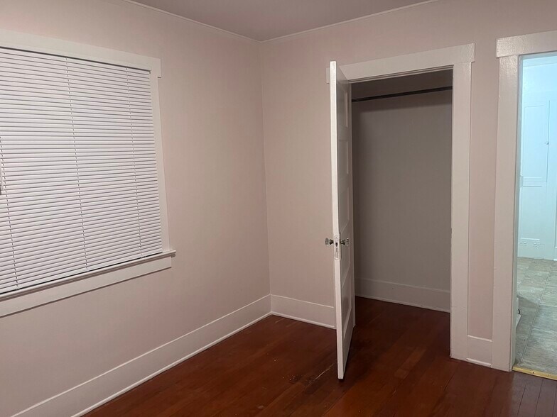Bedroom - 182 1st St