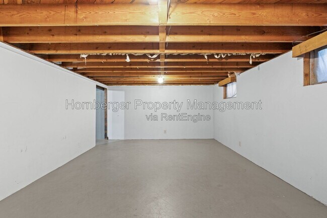 Building Photo - 10714 E Valleyway Ave