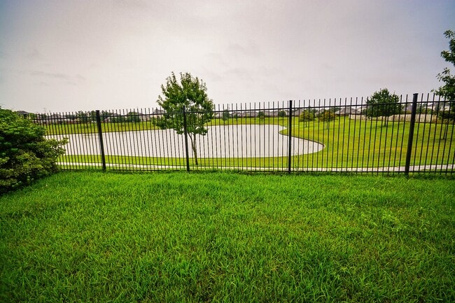 Building Photo - 20006 Shore Meadows Ln