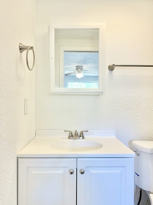 Building Photo - 5707 Quist Dr