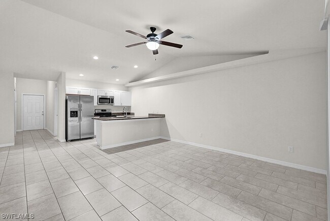 Building Photo - 3910-3912 Southwest 15th Pl-