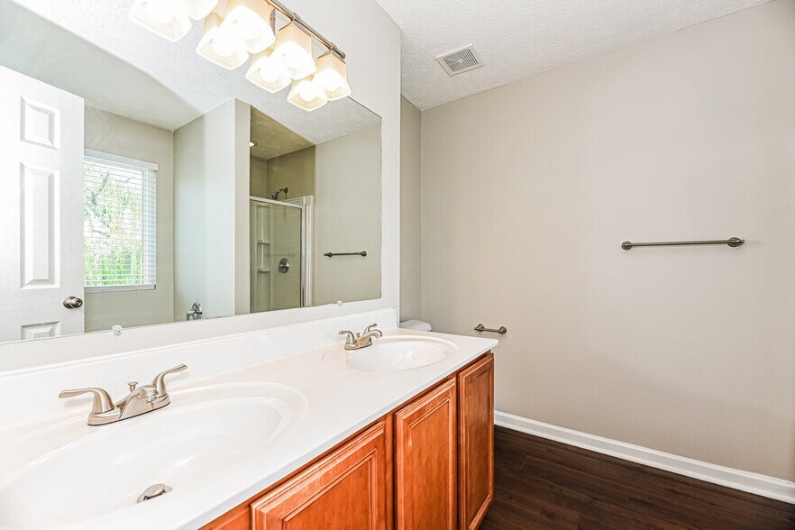 Building Photo - 5012 Millpond Ct