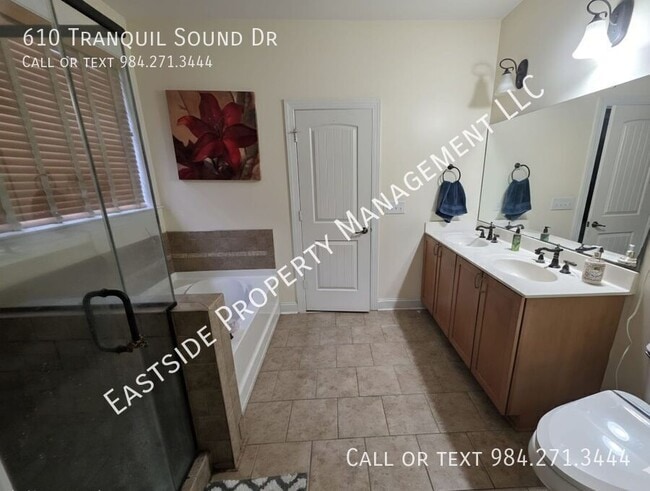 Building Photo - 610 Tranquil Sound Dr