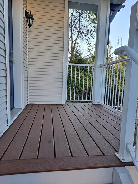 front porch - 14915 38th Dr SE