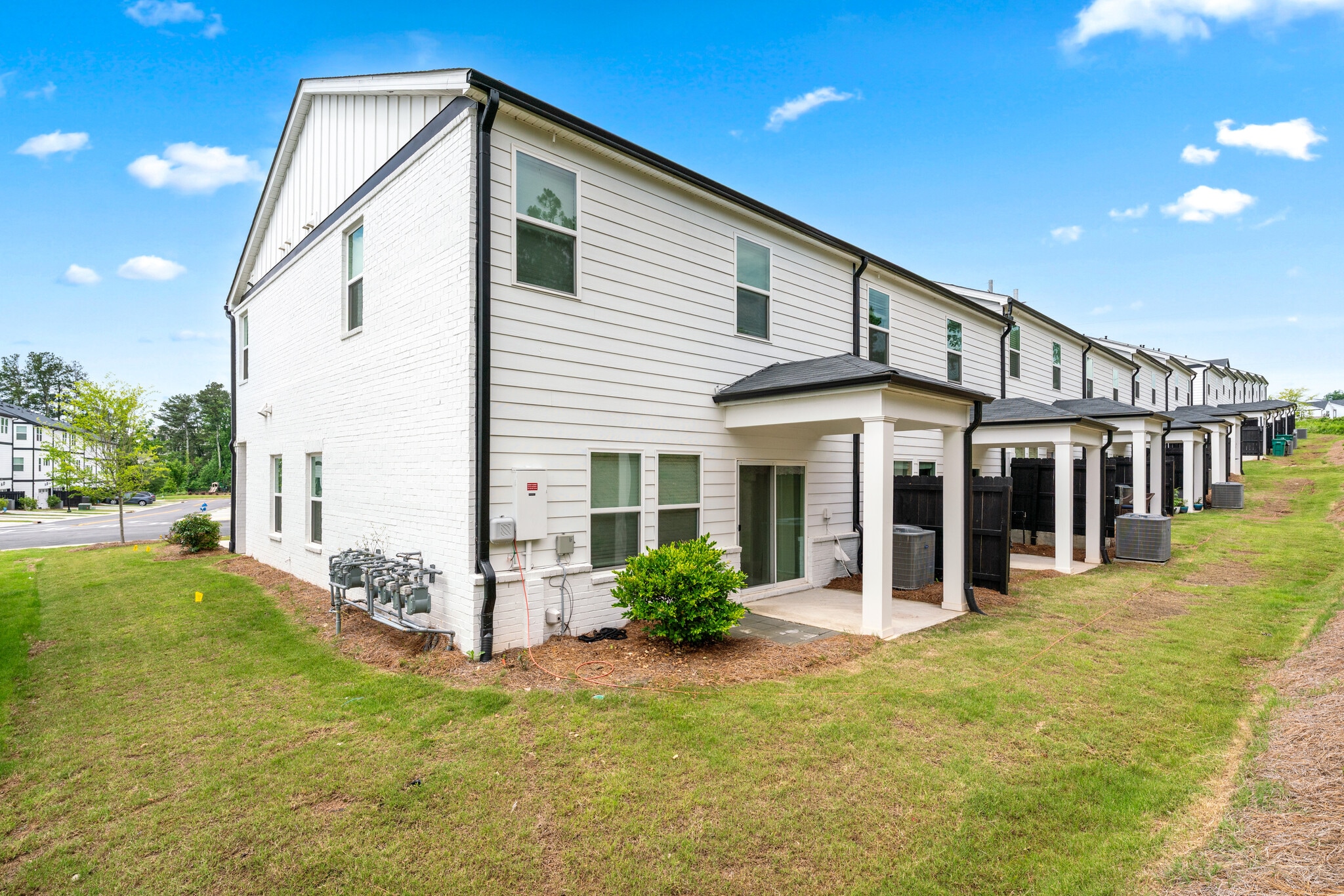 Building Photo - 1544 Purple Cone Flower Ave