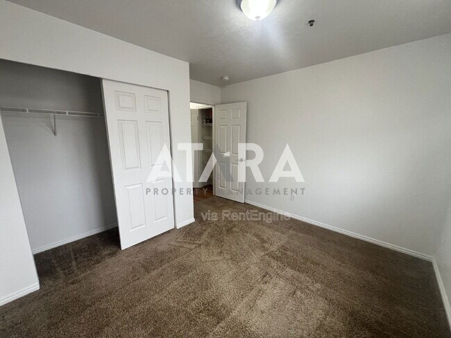 Building Photo - 4988 W 4850 S