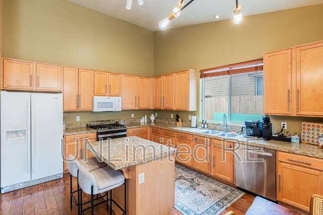 Building Photo - 5333 S Azurite Trail