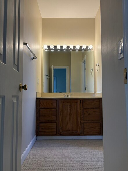 Bathroom attached to primary bedroom - 2032 Graybar Ln