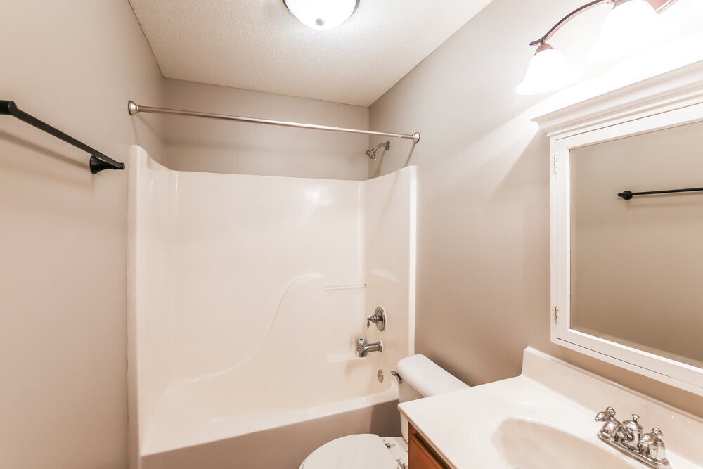 Building Photo - 5704 Deer Ridge Dr