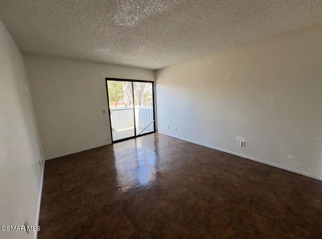 Building Photo - 5117 Longfellow Way