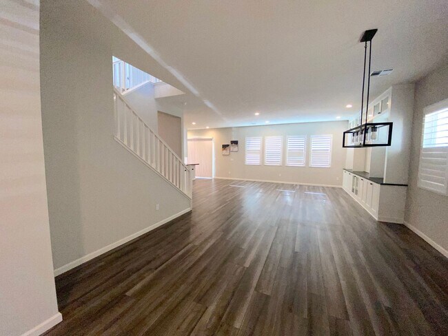 Building Photo - Built 2022 Sparks Spanish Springs 4+ Bedro...