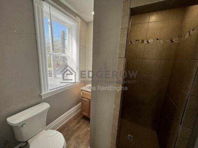 Building Photo - 300 Gunnison Ave SW