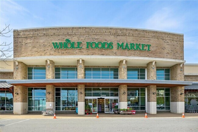 Building Photo - 7110 Woodland Ln