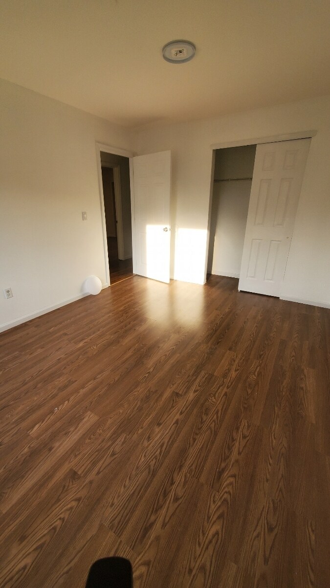 Building Photo - 36 Mersereau Ave