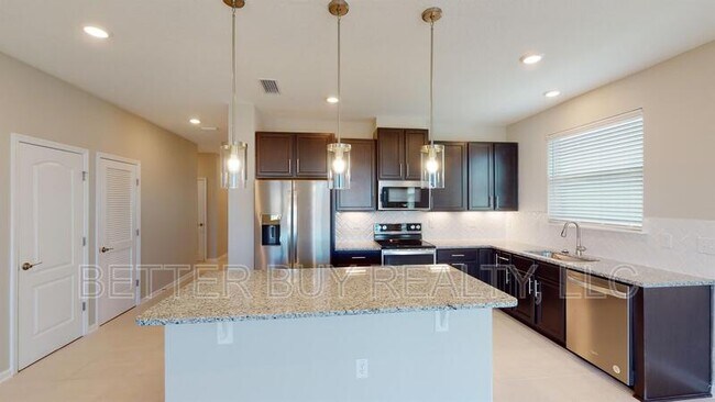 Building Photo - 91 Las Casitas Blvd