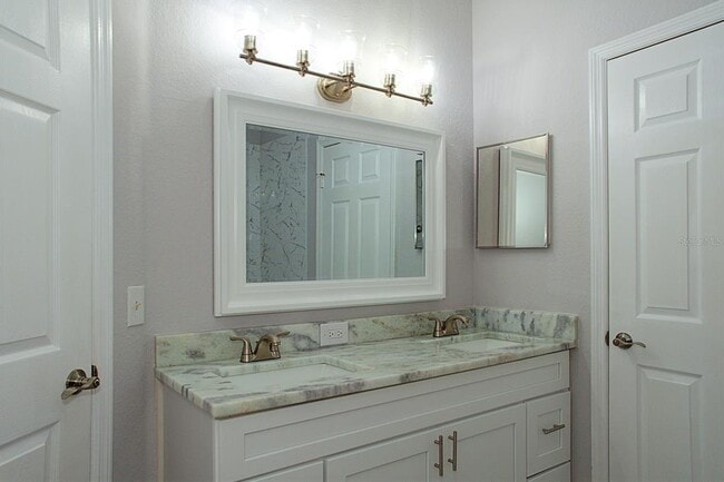 Building Photo - 3555 Conroy Rd