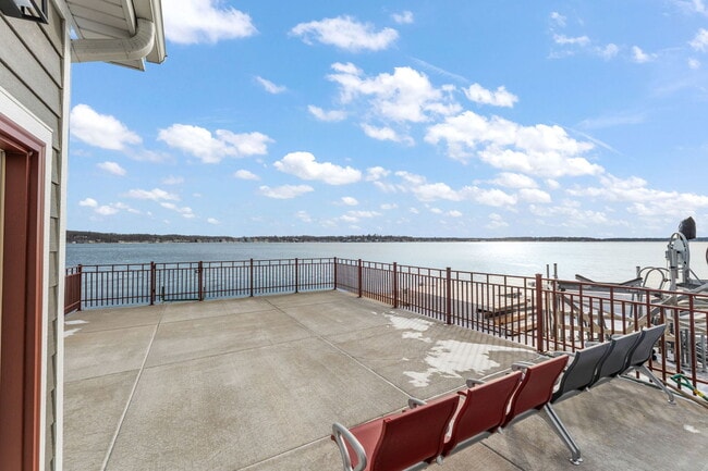 Building Photo - 8515 W 132nd Ave