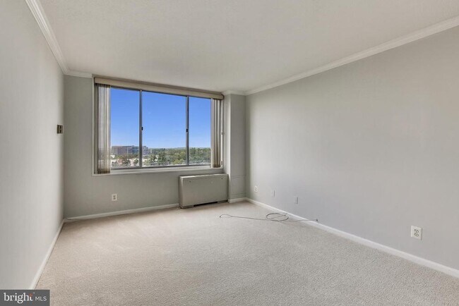 Building Photo - 11801 Rockville Pike