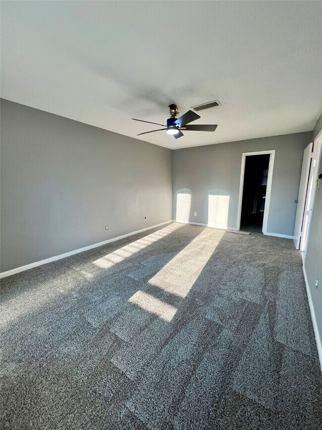 Building Photo - 12419 Windy Wisp Ln