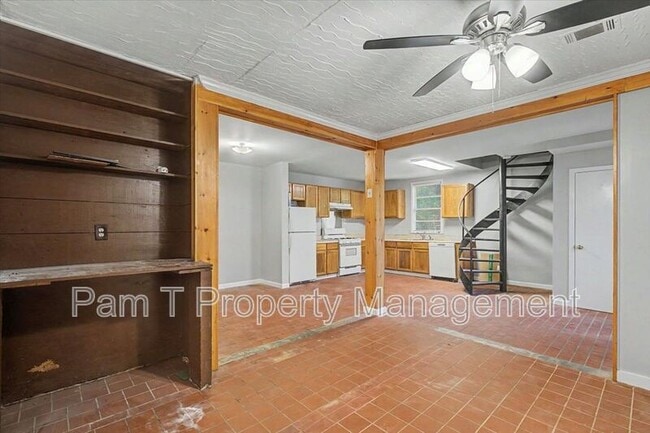 Building Photo - 2619 Livingston Ave