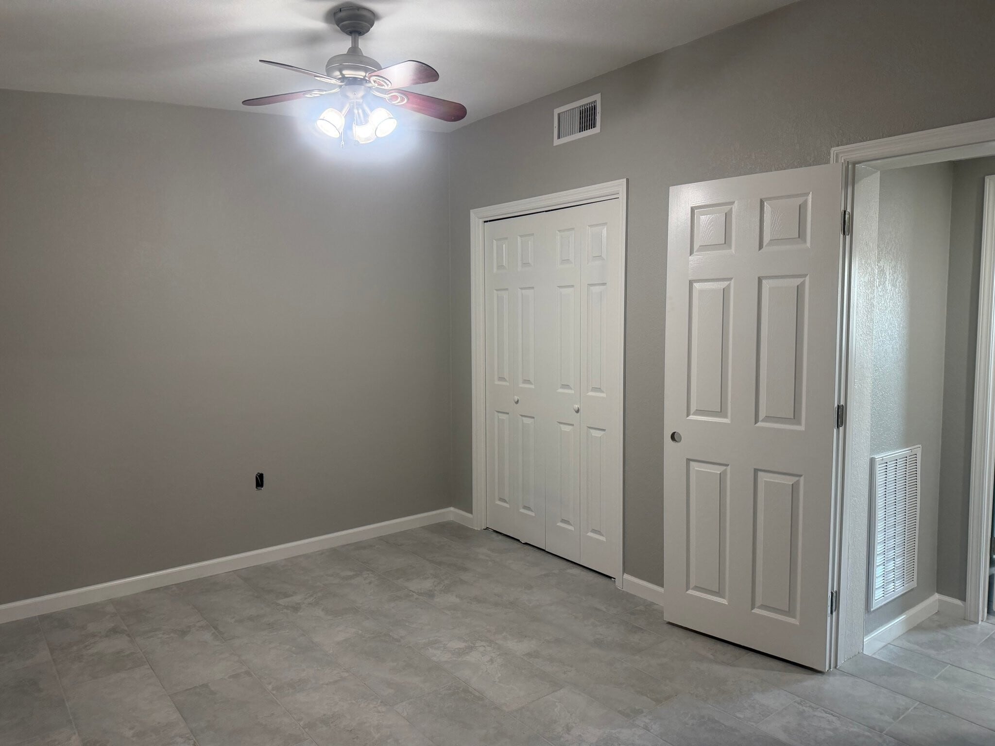 Building Photo - 3040 Fletcher Ave