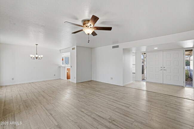 Building Photo - 25835 S Greencastle Dr