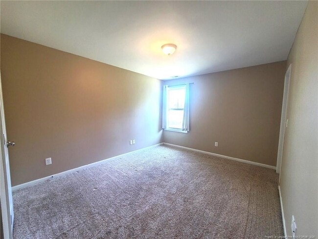 Building Photo - 139 Spillburg Ct