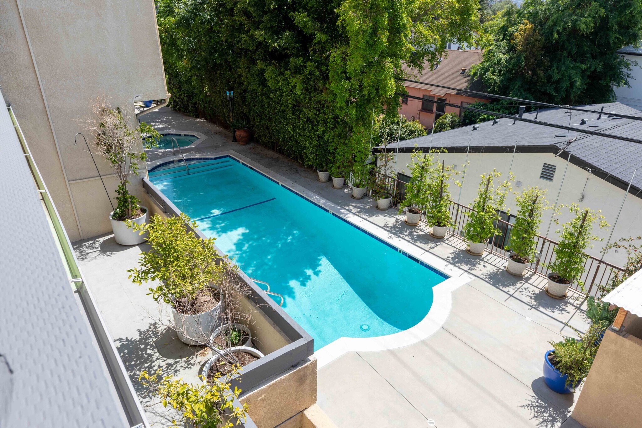 heated pool - 11322 Camarillo St