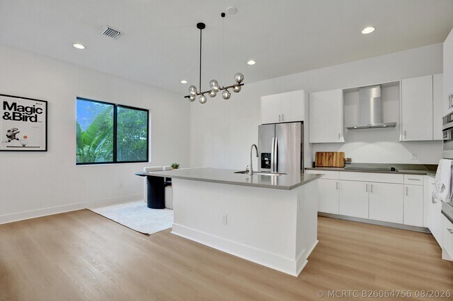 Building Photo - 13145 Addilyn Ct