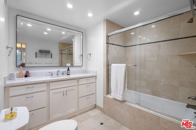 Building Photo - 2160 Century Park E