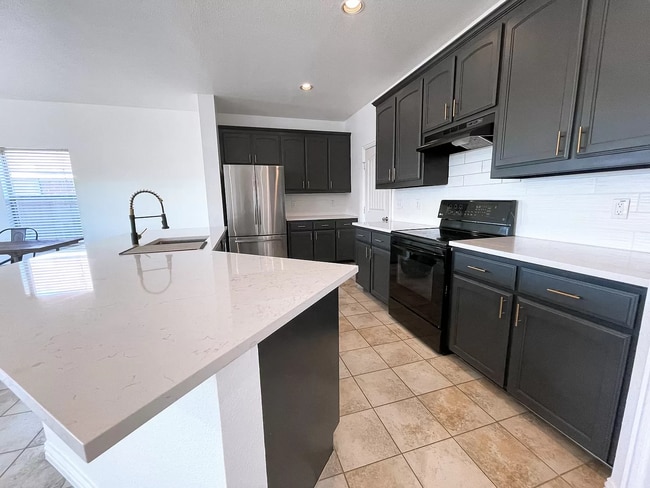 Building Photo - 4121 Mantis St