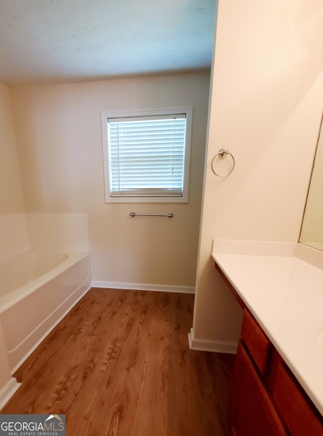 Building Photo - 1592 Thornwick Trace